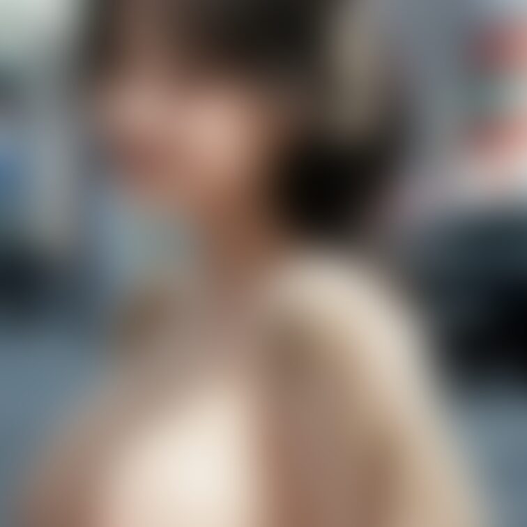 音楽をかけて、一緒にダンスパーティーしようよ。

画像は○○○にて生成しています。○○○の画像生成人物は20歳以上で