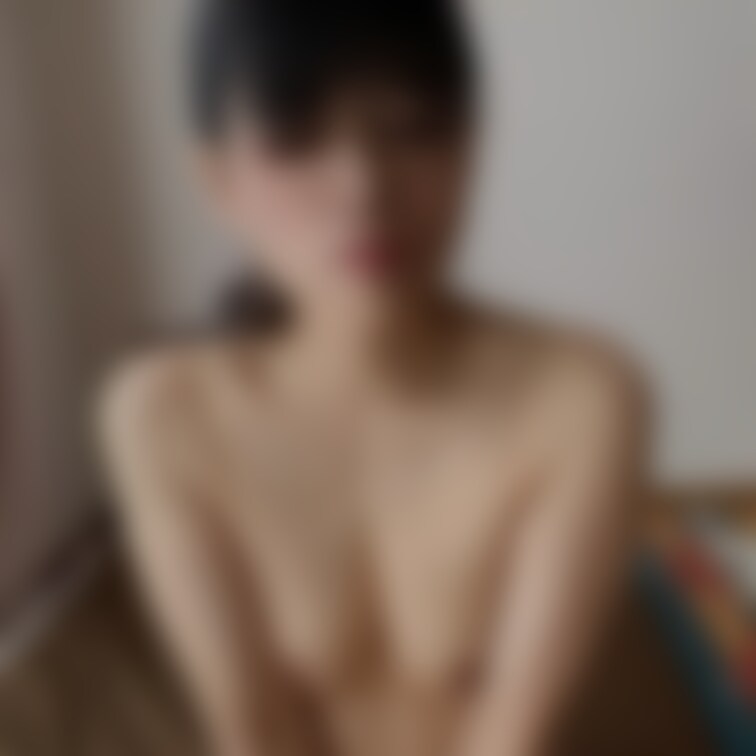 こんばんは🌙

昨日の朝からえちえち動画の続きです😙💕

イッサくんにあっという間に出されちゃって満足できない私