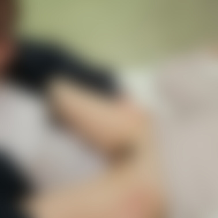うさ先生のイケナイ診察室♡
診察に行ったなぎさちゃんを迎えたのはレズっこのうさ先生だった！？