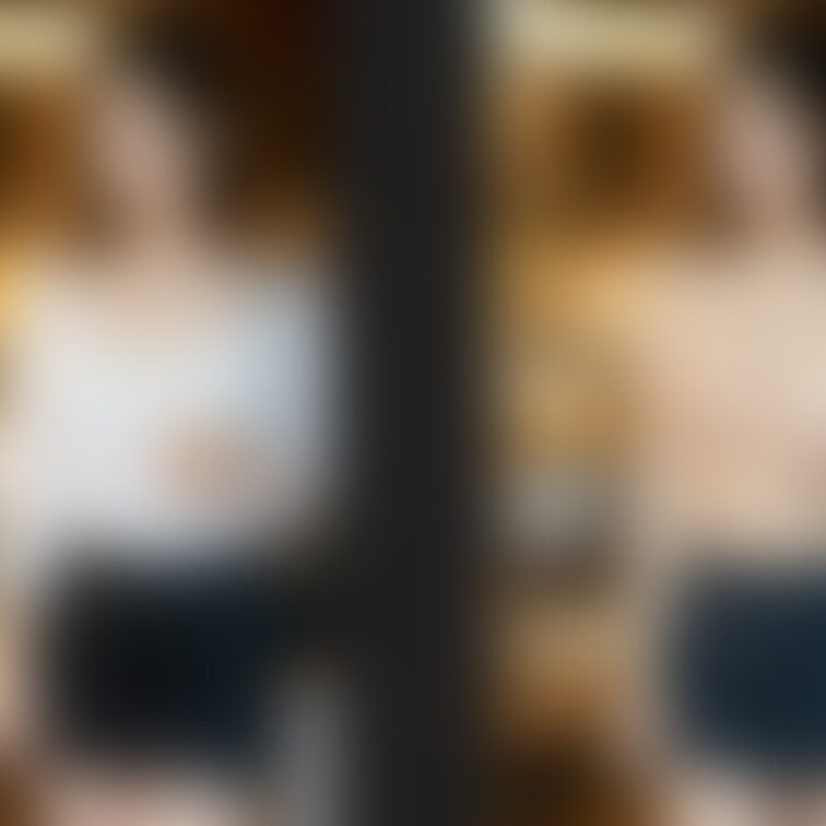 着衣と脱衣を並べた画像です。画像№254