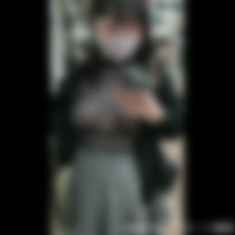 透けた服で電車に乗った動画のダイジェストです。
1分程度の動画です。
5分バージョンは、動画フルプランでご覧になれま