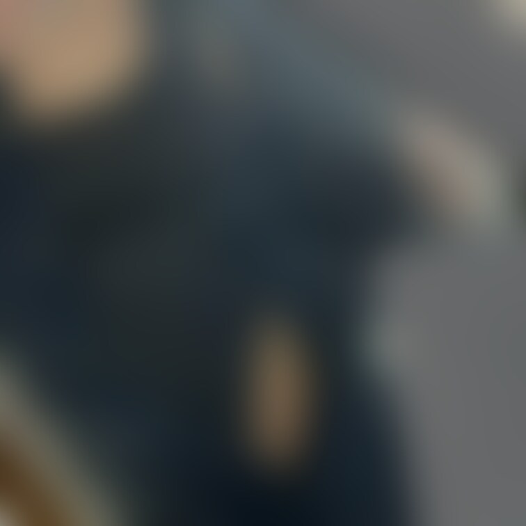 ちらり