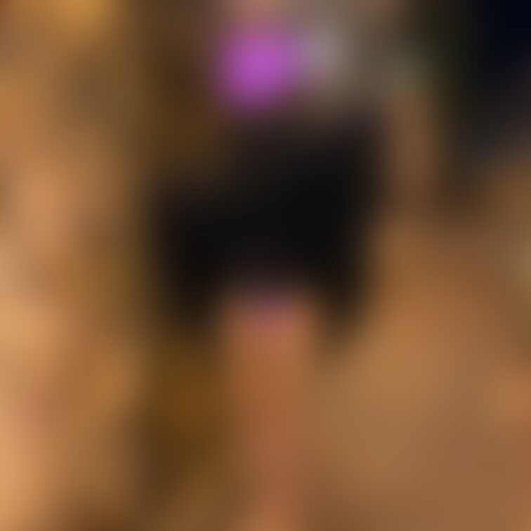 <本日の1枚>
2人きりでセフレとセックスした直後のYuri。
旦那のTakaがラブホの出口まで迎えに来たところで1