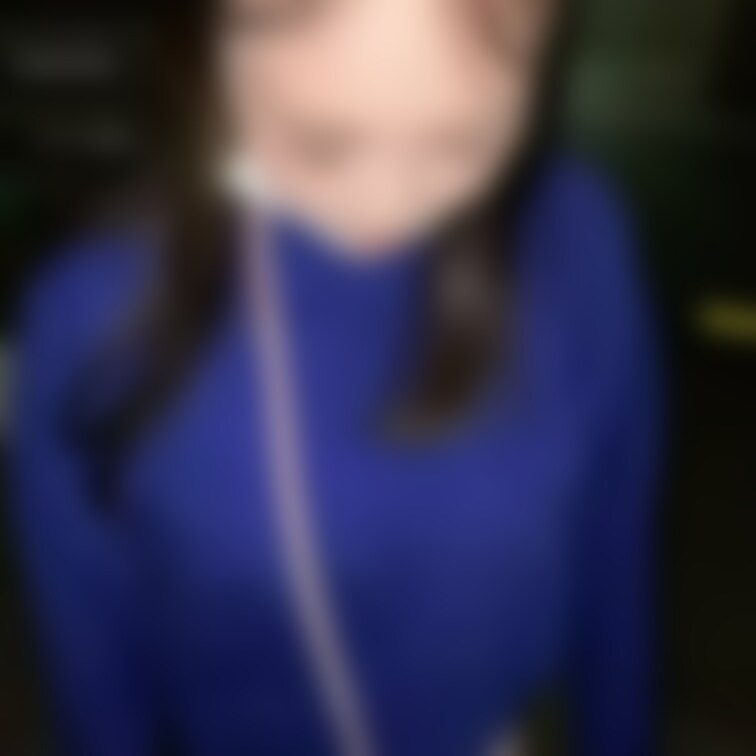 飲みに行った帰り、旦那ちゃんムラムラしたらしく‥🥹 
 そりゃ昔「いつぶち込んでも良いよ💓」って言ったけどさ、駅前の人