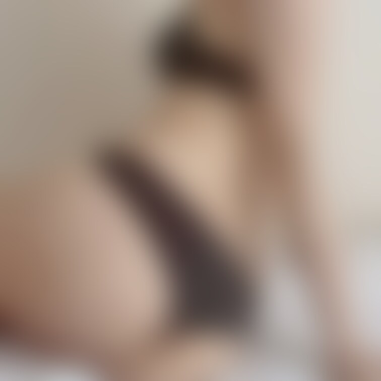 一緒にねよ?
【みみからのお願い💕】
えっちだと思ってくれた方は
写真下の♡印をポチッとしてくれると、