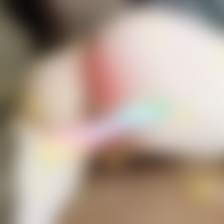 寝バックから中出しされた時の写真です。
無造作に抜かれて、垂れ流しになっているんだよ🥺

※1枚目の画像にはぼかし