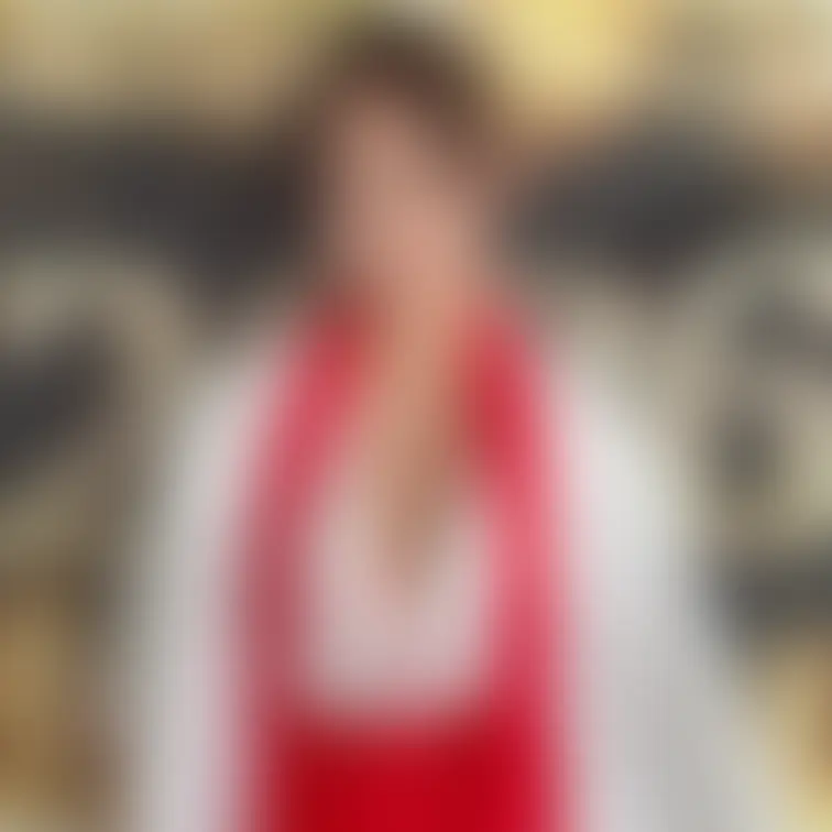 えちえち巫女しゃん🫣💕
明日21時からおみくじ企画スタート❕
巫女コスプレ着たTiktokも投稿したよん♡