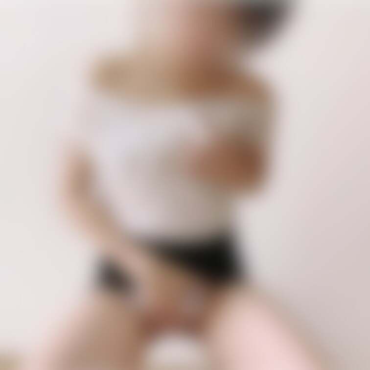 ❤️💜生理前はどうしても///

性欲が治まらない(><)
女の子たちみんなどうしてるー？て聞きたい🥺❤️
ずー