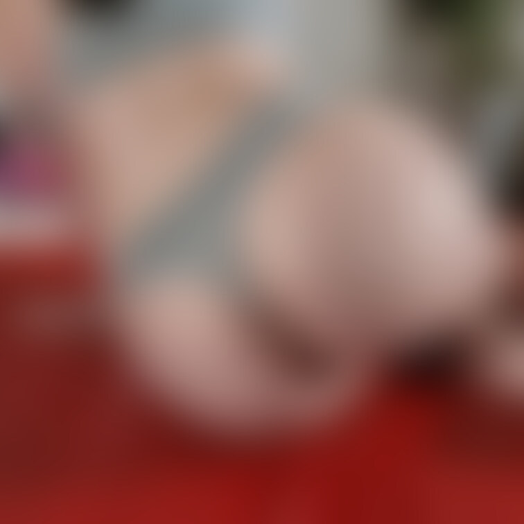 みんな大好き、カルバンクラインTバック。
クイコミがエロすぎる。

動画サークル「ピンクソックス」
https: