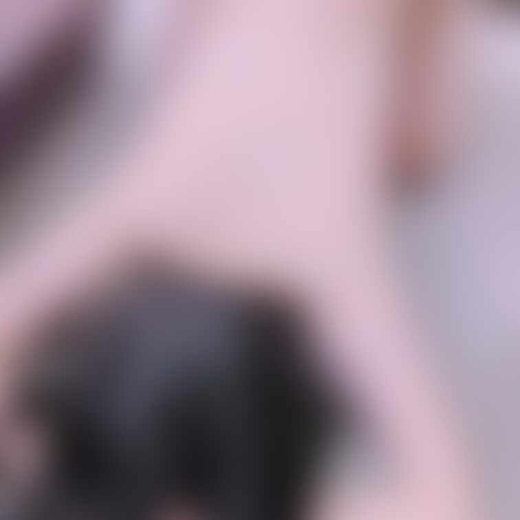 全裸でお尻をあげた雌土下座…