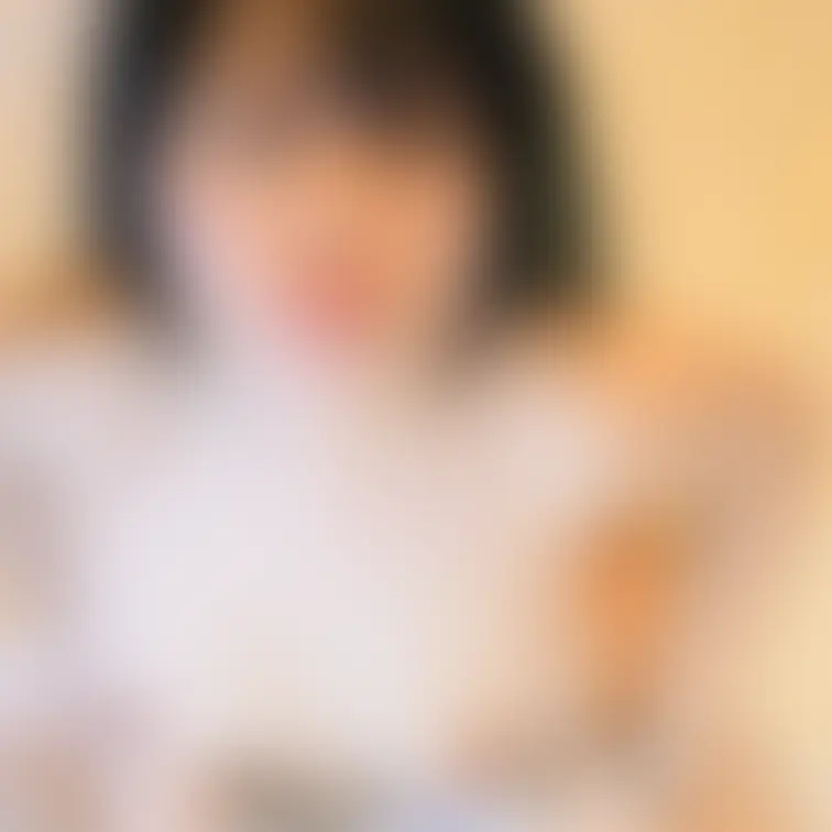 巨乳すぎておっぱいの方にピント合うんだよね🤣