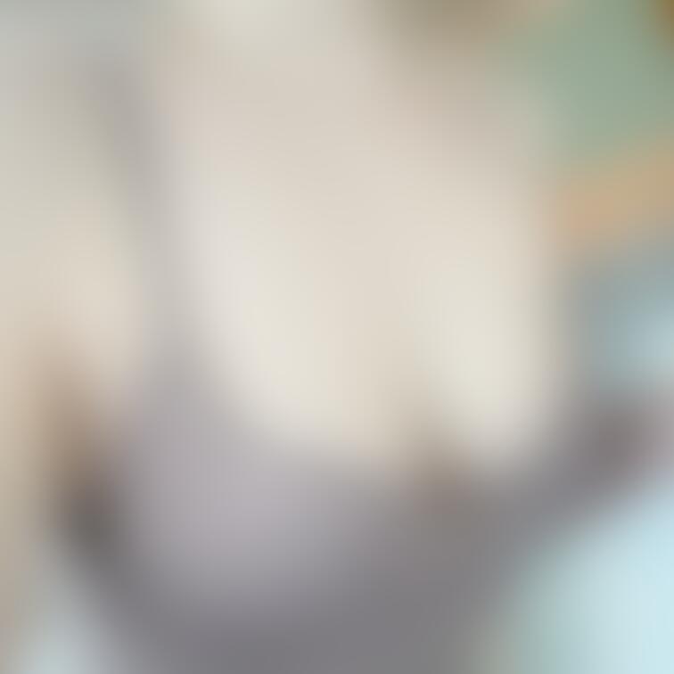 人妻ゆりの胸元チラ見せです❤️
