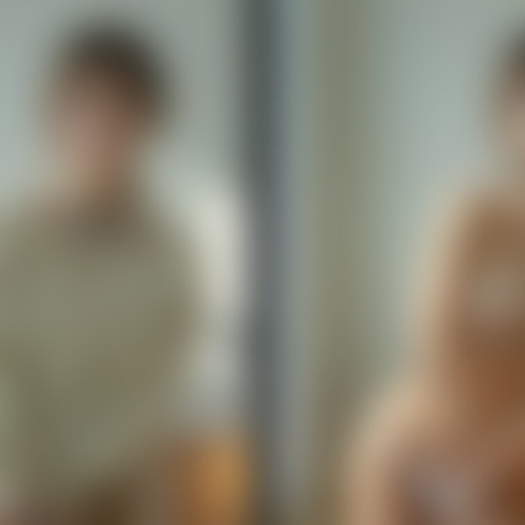 着衣と脱衣を並べた画像です。画像№949