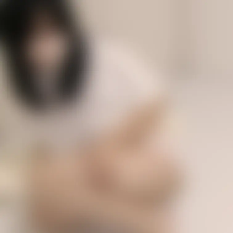 黒髪少女(20歳)
見た目まじめで中身えろえろ。
表情や仕草がとにかくエロい。
可愛らしい喘ぎ声も◎
コ