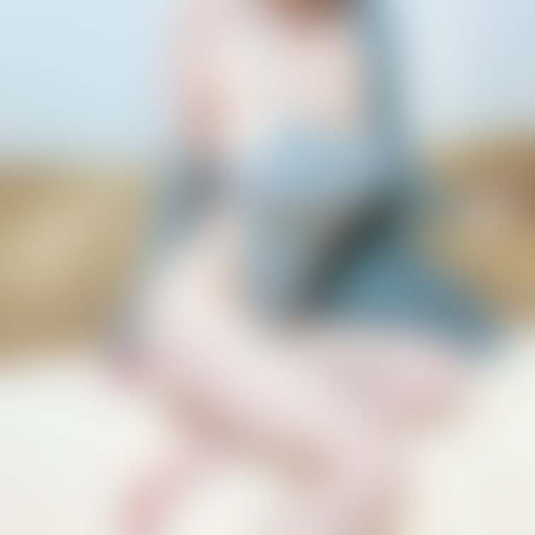 💕わたしの時間💕1
ちょっとお◯たにシミが出来ちゃった❤️(///∇///)❤️何してたと思う？！最近のマイブームは◯