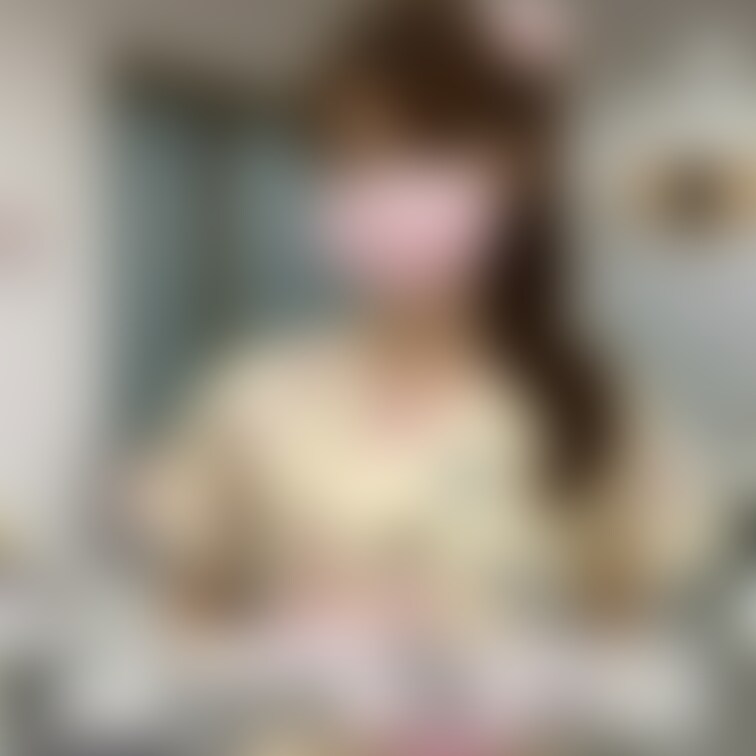【おとな・こども歯科クリニック】
歯科医師紹介②
誰でも気軽に通える歯医者さんを目指して日々診療に取り組んで