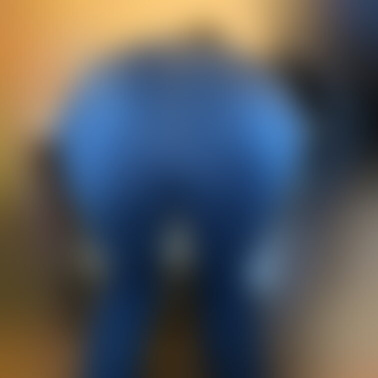 肉厚豊満妻の日常
パツパツデニム巨尻をこちらに突き出して🫣