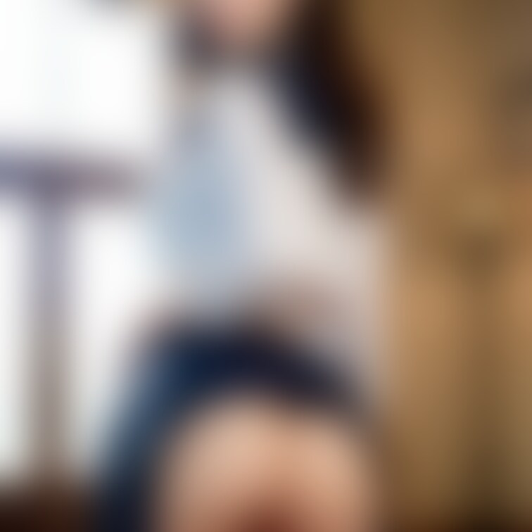 こんばんは！
おっぱいより、お尻が好きって人はいますか？
男性の７割はおっぱい好きらしいよ。
