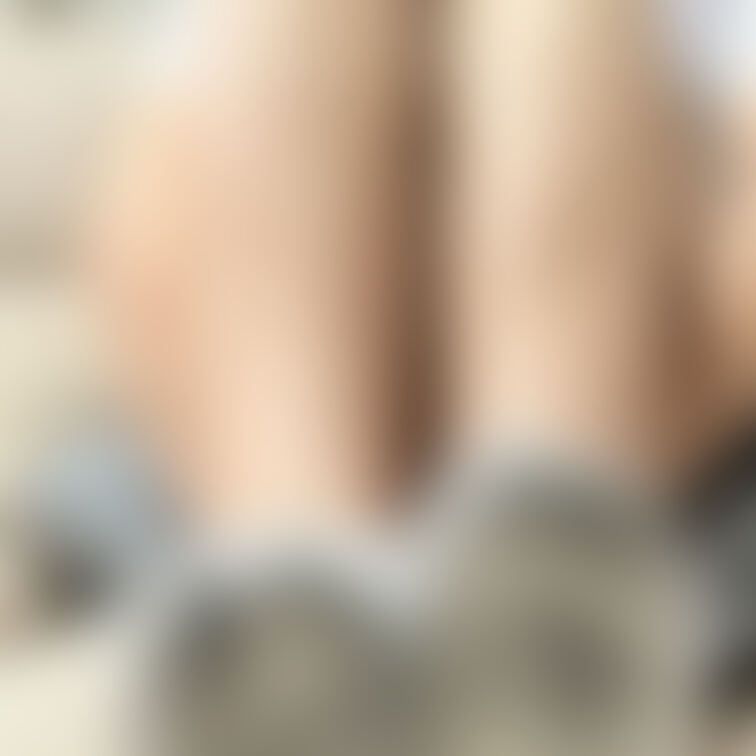 足裏真っ黒白靴下❤︎