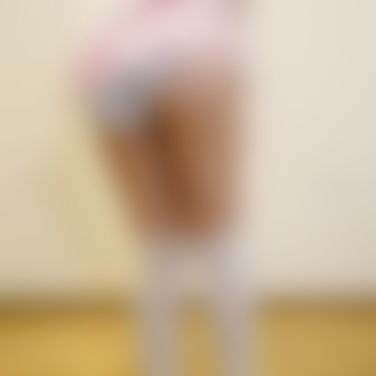 パンツ見えてる。。。！？