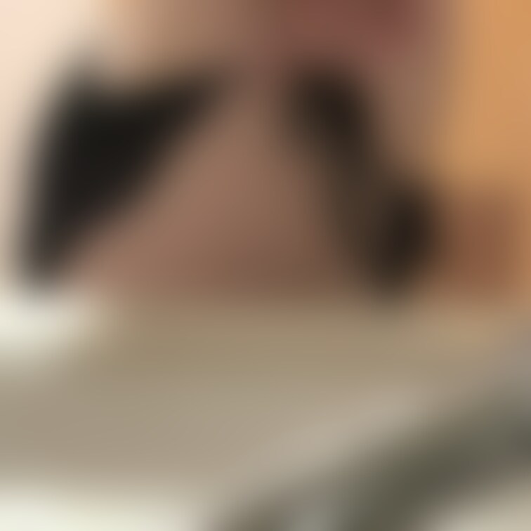 黒×紐パン……🐈‍⬛🎀