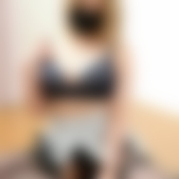 チャイナ服は脱いじゃいました⸒⸒  👋🏻

まだまだ脱いでます‪❤︎‬‪⸝⸝⸝⤵︎ ︎
【ちゃこファン限定🐰】へ𓈒