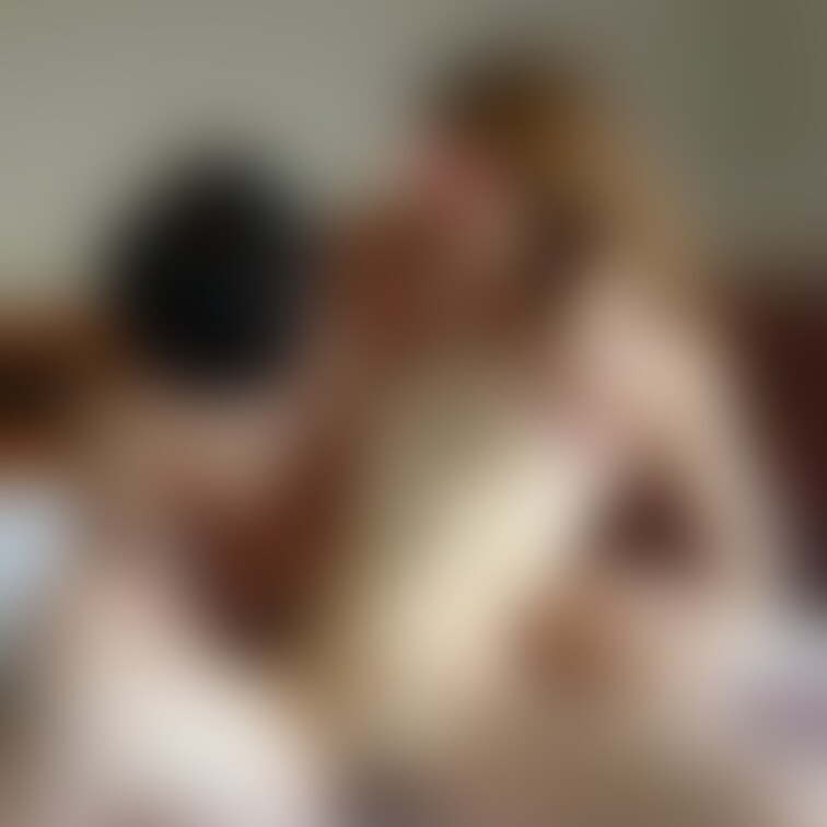 妻の引き締まったボディ💕
くびれ腹筋に見てください。
プラチナ、スタンダードプランは妻にはブラーは掛かっておりません