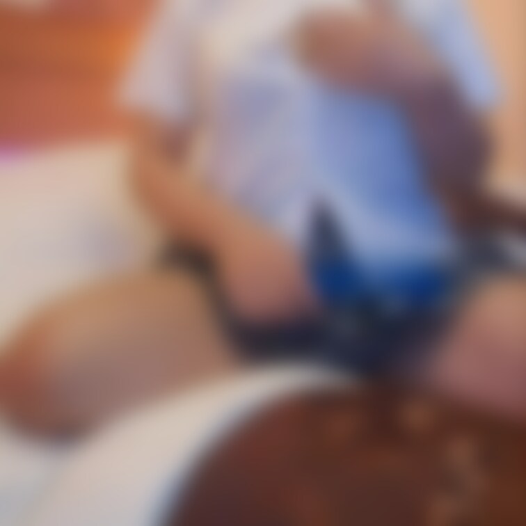 制服♡
おっぱいさわさわ♡