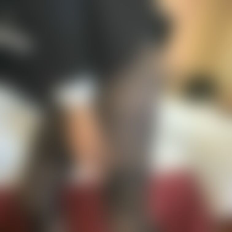 スケベなOLの黒スト美脚

同人AV　パンチラ　スマホ撮影　チラリズム　OL　オリジナル　Dカップ　下着姿 　フェチ