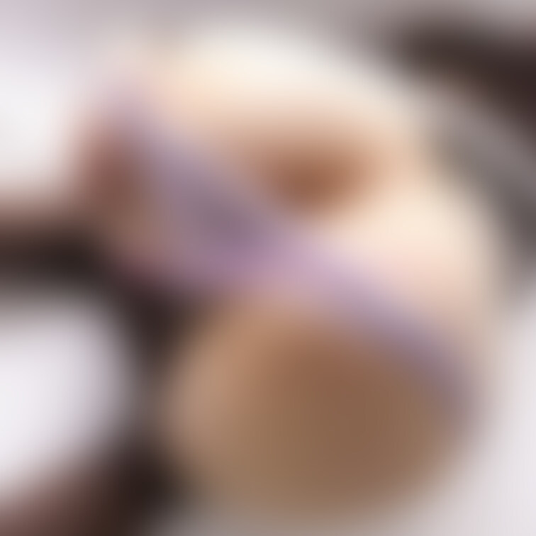 あにゃる舐めるの好き？
りこは舐められるの大好き💖
パンティめくって待ってるから…
早くきてね😍💕💕💕
