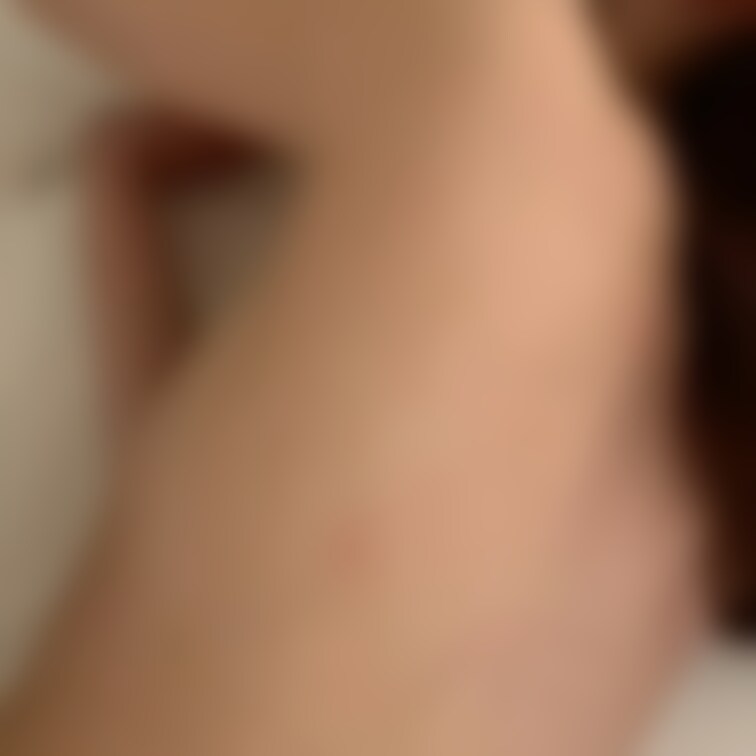 何回も貸し出している単独男性から送られてくる動画です。
この単独男性とは夜待ち合わせをして、朝方帰宅するパターンです。