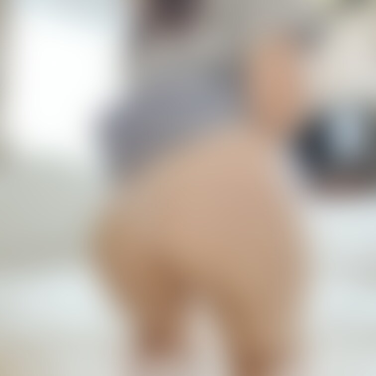 パンツ欲しいってコメントあったから
この前別のサイトでパンツ渡せるようにして、

このパンツも渡すことにしたの☺️