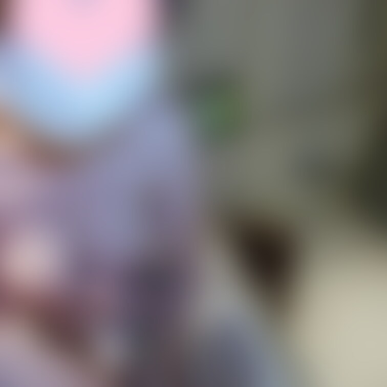 ●Hカップ最高級3Dボディ#5 ラウンドガールSakiちゃん(20)とカラオケデートで、マイクじゃなくてポコチン握らせて