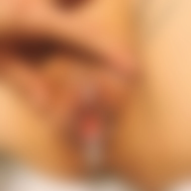 以前のピアスがあった頃の物ですが
ご主人様の前でその日に会ったばかりの男性との行為の後・・・

動画はモザイク処理