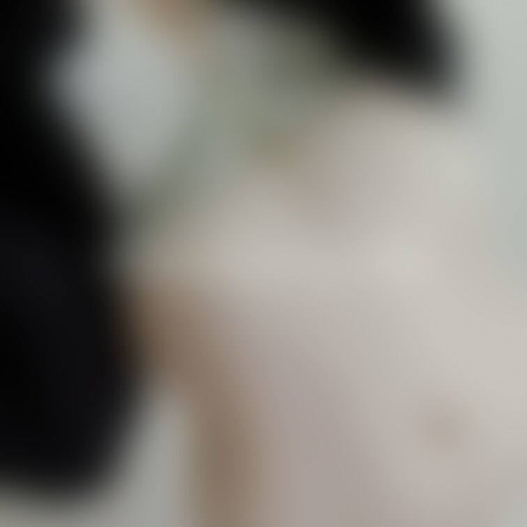 ちらっ👙