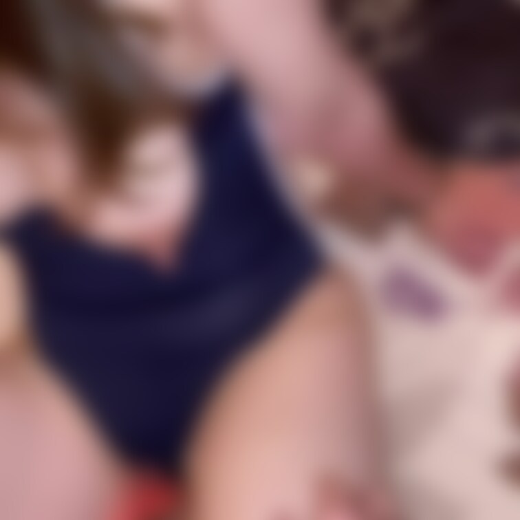 生ハメされてる妻もエロいですが、水着の乳の形がかなりえろいですよね？そう思うのは私だけ？
 #人妻 #素人 #寝取られ 