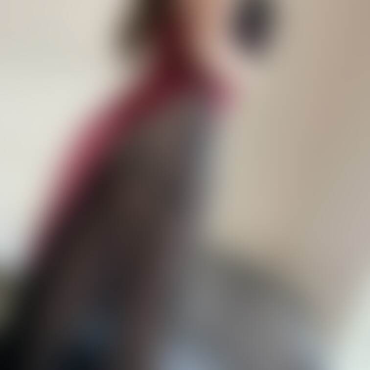昨日の続き💓セクシーサテンキャミソール姿別ショット♡
キャミ姿のまま色んな角度から体を見せながらお掃除する動画→ ht
