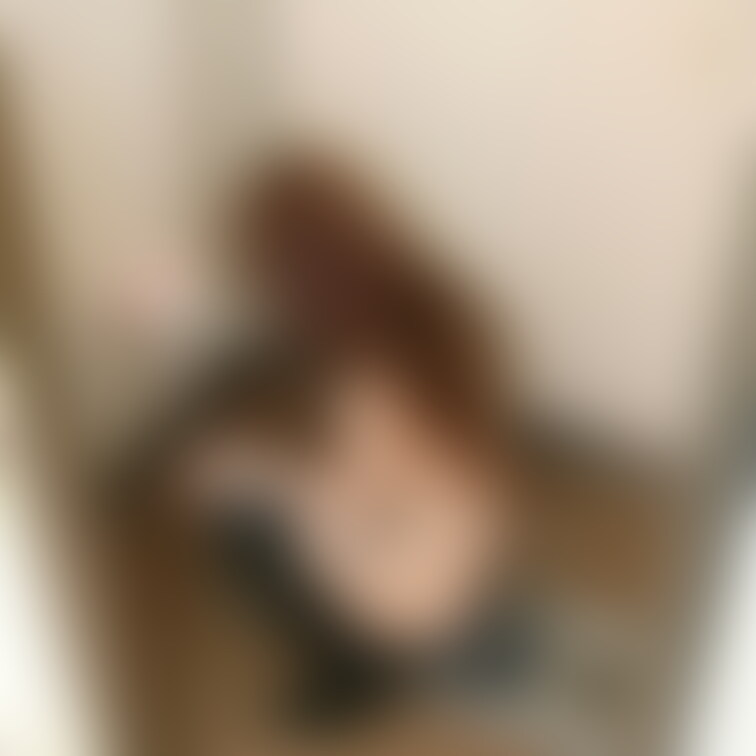 男子トイ レでの全裸放 尿!
ドアをあけっぱなしっで放尿するって、かなりドキドキします!
誰かきたらどうごまかそ