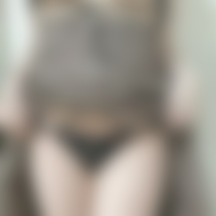 脱がせてこれだったら興奮しますか？？