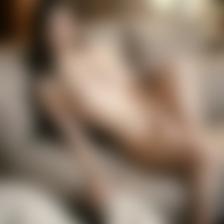 疲れたあなたにえちえち美女をどうぞ❤︎
エッチな気分になったらごめんなさい💦
期間限定サービスだからね😆
ずっと見