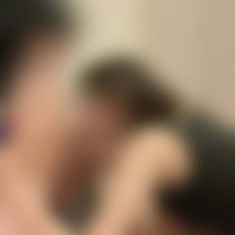 おちんぽ様にビ◯ルかけながらフェラしちゃいました😖🧡頭くらくらしてお口まんこもきもちぃよぉ😖🧡

🔰私と直接連絡先を