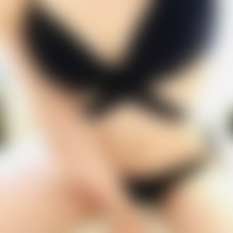 右上の「♡いいね」を押してか動画ら見ていただけると嬉しいです🥰
今週は水着で遊んじゃいました!
結構攻めてる