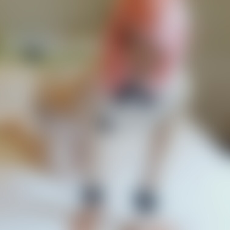 コスプレが趣味のＪＤラムちゃん。
いつものコスプレとは違い、エロコスでのハメ撮りに緊張気味です。