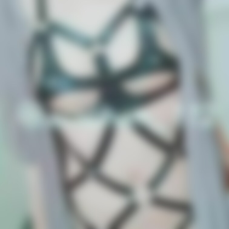 💙マンション階段でエッチな格好して露出しちゃいましたっ
ドキドキで濡れ濡れになったの(*´°`*)