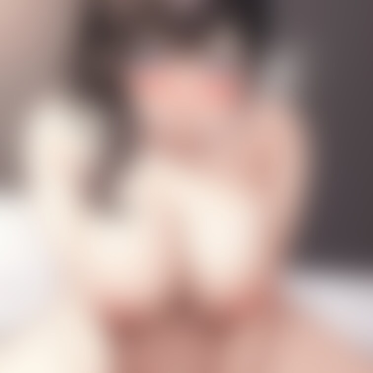 サイドポニーテールのエッチ画像です。