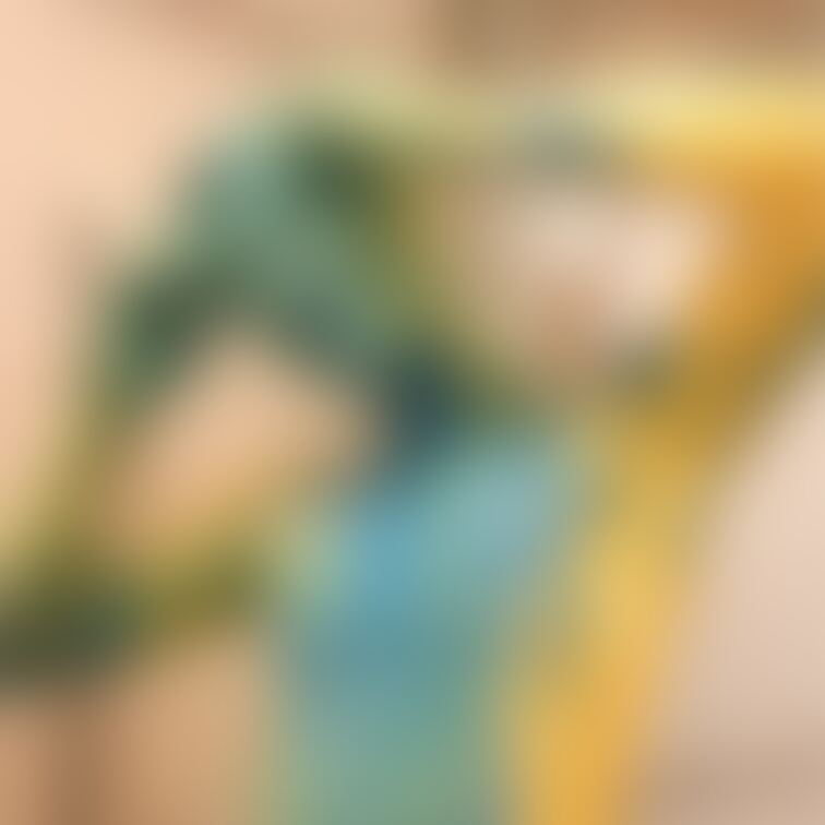 【イケメンアスリートペイント体験】
 水泳体型のかっこいい男の子がペイントまみれになってくれます！塗っていくうちに気持