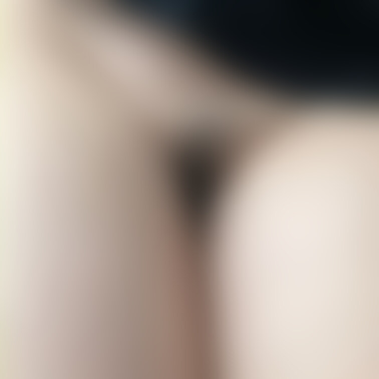 えっちな奥さんが断捨離してるってさ💖
欲しい?