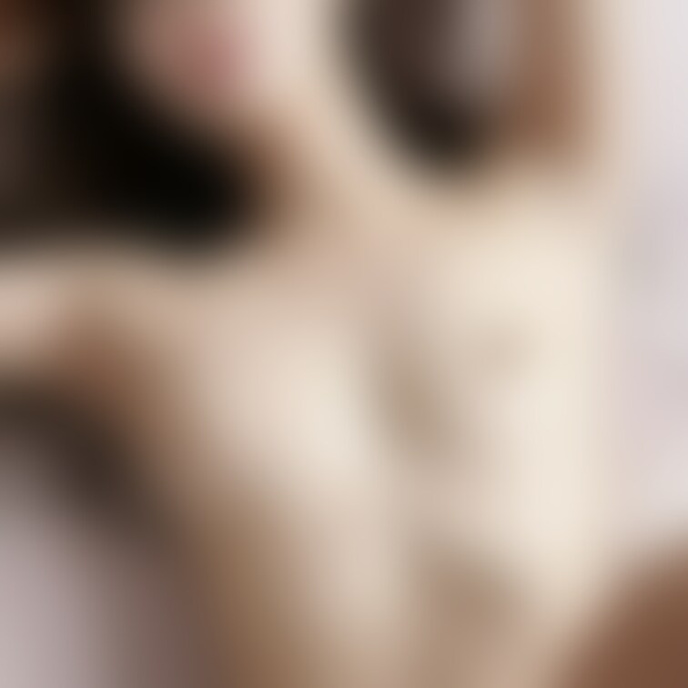 【主観正常位写真集】右下の全画面ボタンを押してご覧ください。