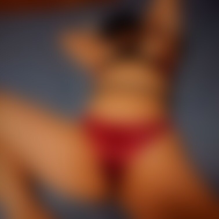 乳○○○乳頭責め💕　続き
お股💗を開いて…
エッチ💗な身体を見てね…(〃ﾉωﾉ)💕
久々にして欲しい…(;´∀｀)