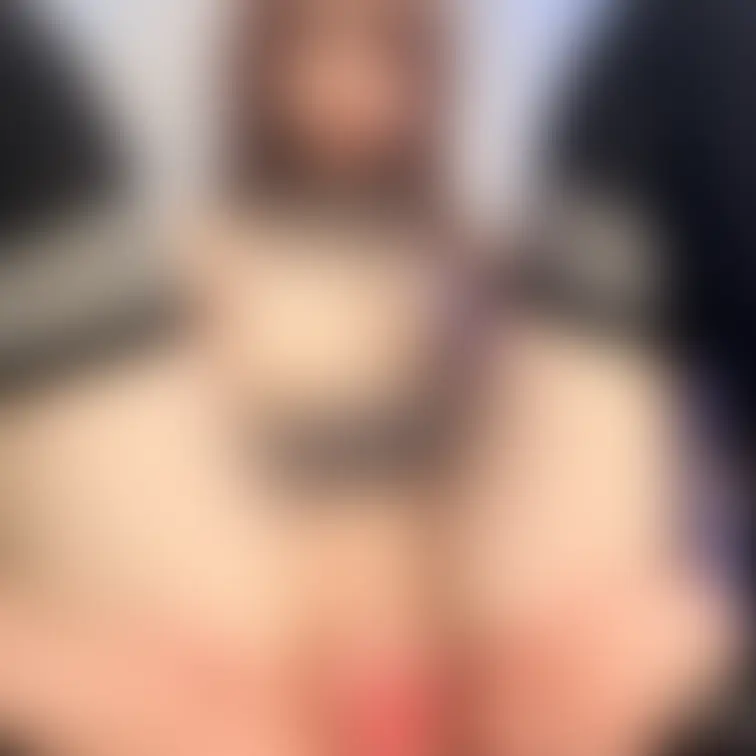 ノーパンミニスカにニーハイ❤️
 くぱぁしたとこ見てください😖❤️

💋直接連絡先を交換して私を肉便器に育てて頂け